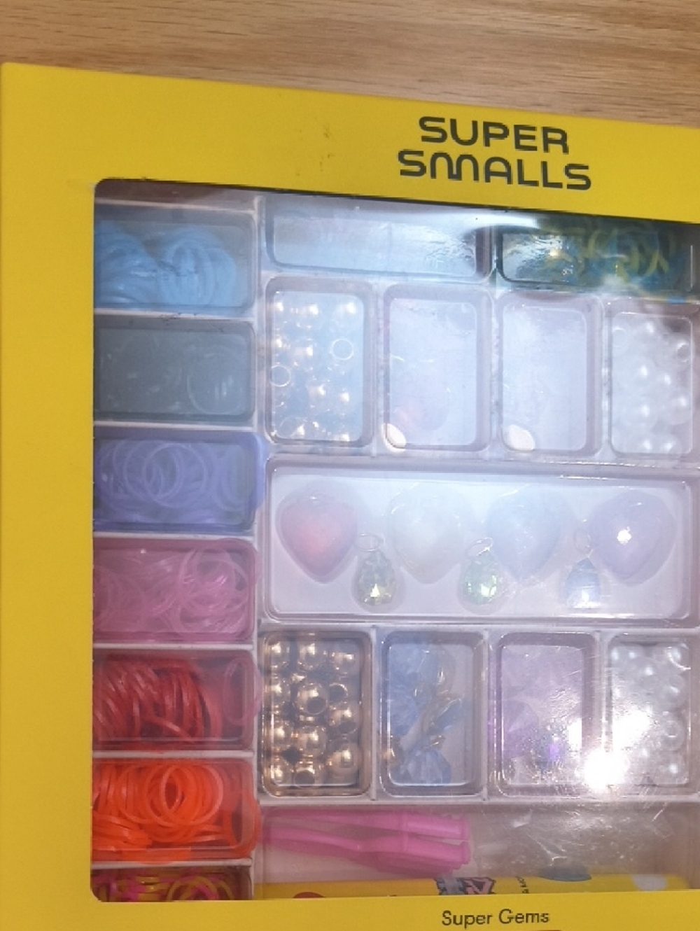 Super Smalls Super Gems Bracelet Kit Ages 6+ NWT - Picture 4 of 5